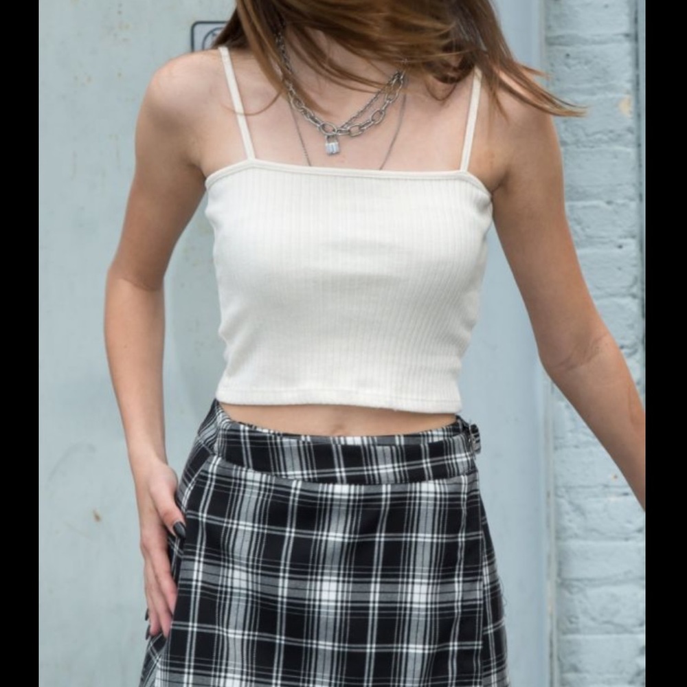 Brandy Ribbed Tank - Picture 3 of 3